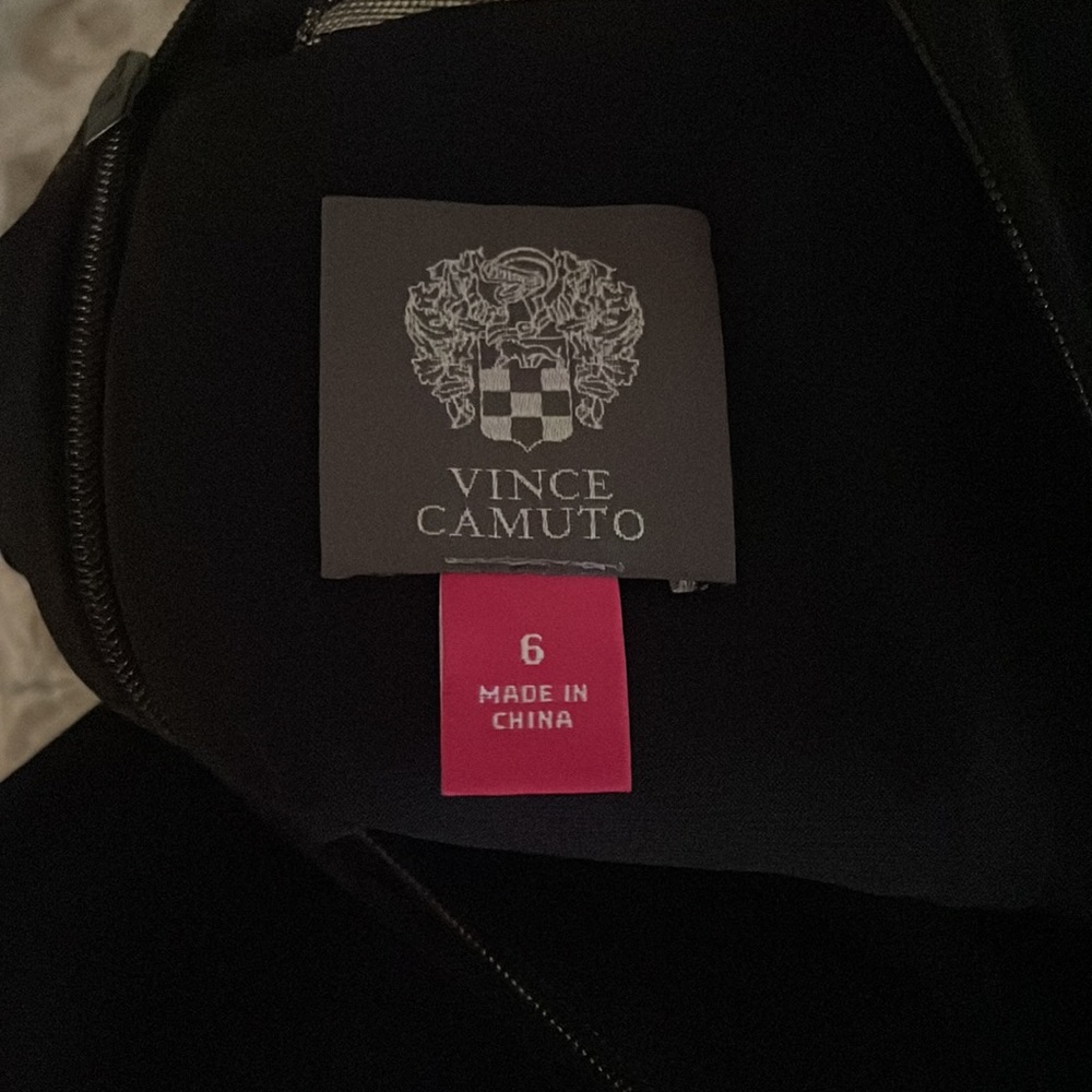 Dress - Picture 4 of 4